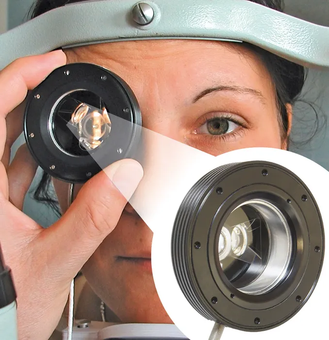 Bild 5: Extrem flacher Sensor zur Erfassung kleinster Kräfte für Messungen des Augeninnendrucks (Urheber: burster)