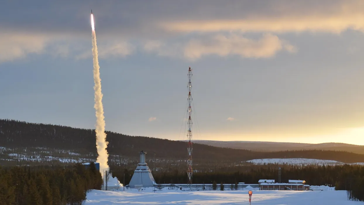 Bild 3:	Zum Einsammeln von kosmischem Gestein ist die bemannte Raumfahrt zu aufwendig. Mittlerweile sind es daher vor allem unbemannte Sonden, die Substanzen von Himmelskörpern holen. (Urheber:  HADES)