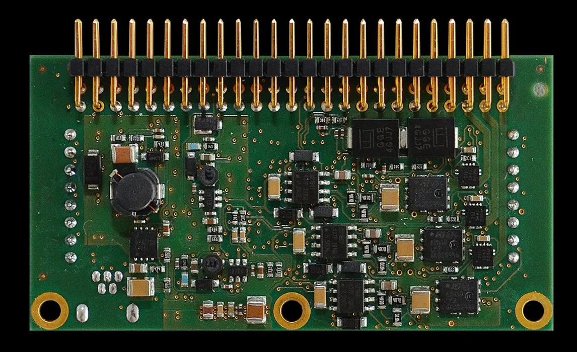 Motion Controller für Kleinstantriebe: Der MC 3001 B/P passt sowohl in Bezug auf die Baugröße als auch in Bezug auf die Auflösung der Strommessung ideal zu den kleineren Servoantrieben. (Urheber: FAULHABER)