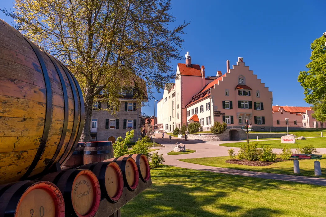 Bild 1a,b: Introbild von Brauerei, (Urheber: Rothaus)