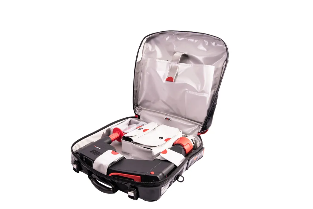 Bild 1: Der corpuls cpr ist ein mobiles, nur knapp 10 kg schweres Gerät für die automatisierte Herzdruckmassage, das die Überlebenschancen von Patienten mit Herzstillstand deutlich erhöht. (Urheber: GS Elektromedizinische Geräte)