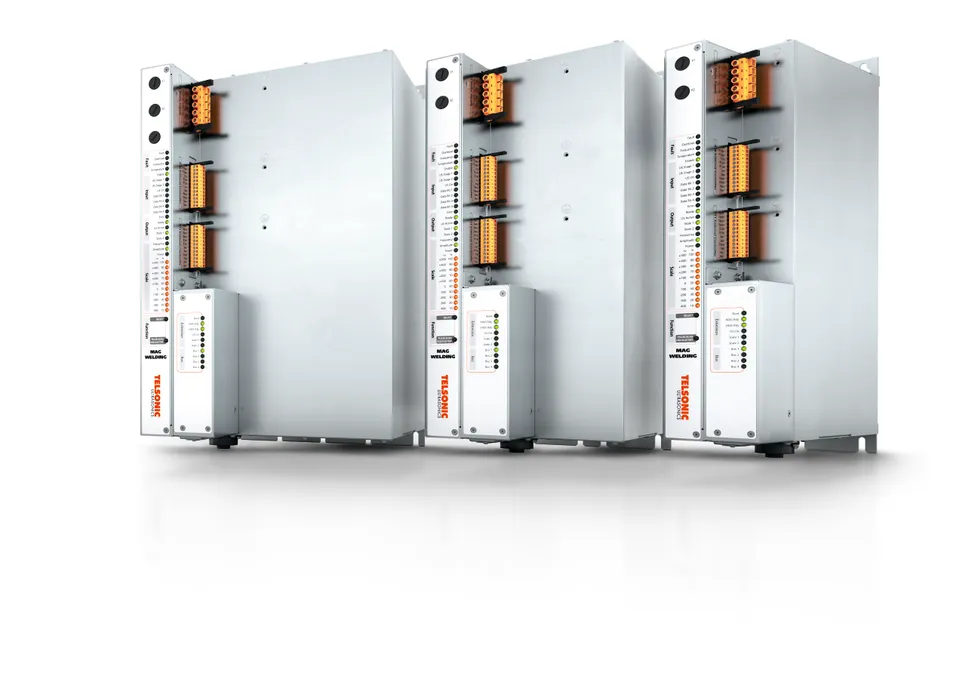 Bild 6:	Generatoren Serie MAG: Kompakte Bauform, Echtzeitresultate über moderne Feldbussysteme, konstante Leistungsabgabe, Prozesskontrolle über Qualitätsfenster, Industrie 4.0 Kompatibilität und ein hoher Wirkungsgrad sind ihre wichtigsten Eigenschaften. (Urheber: Telsonic)