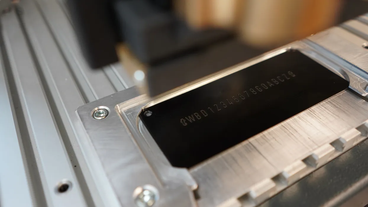 Bild 2:	Ein Schriftbild laserscharf und schnell erstellt. (Urheber: Trotec)